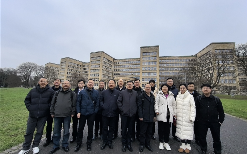 我校教師魏顯文參加“現(xiàn)代職業(yè)教育體系建設(shè)培訓(xùn)團(tuán)”赴德國(guó)學(xué)習(xí)培訓(xùn)